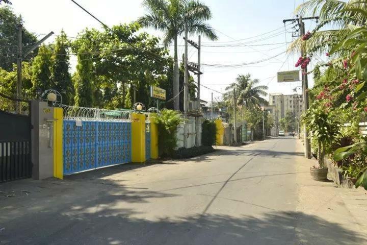 San Yar Shwe Pyi Hotel Yangon Exterior photo